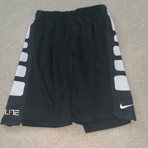 NIKE Elite shorts